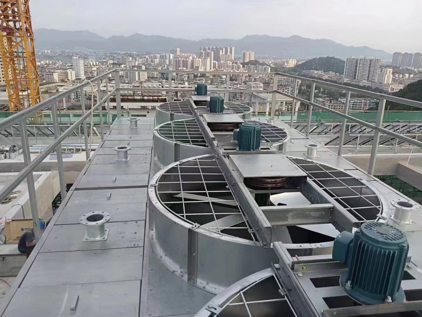 冷卻塔淋水填料的作用以及規(guī)格,冷卻塔填料廠家